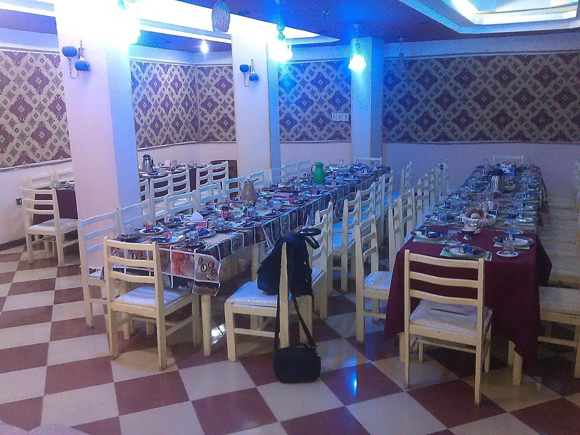 Pharaohs Hotel Luxor Bagian luar foto